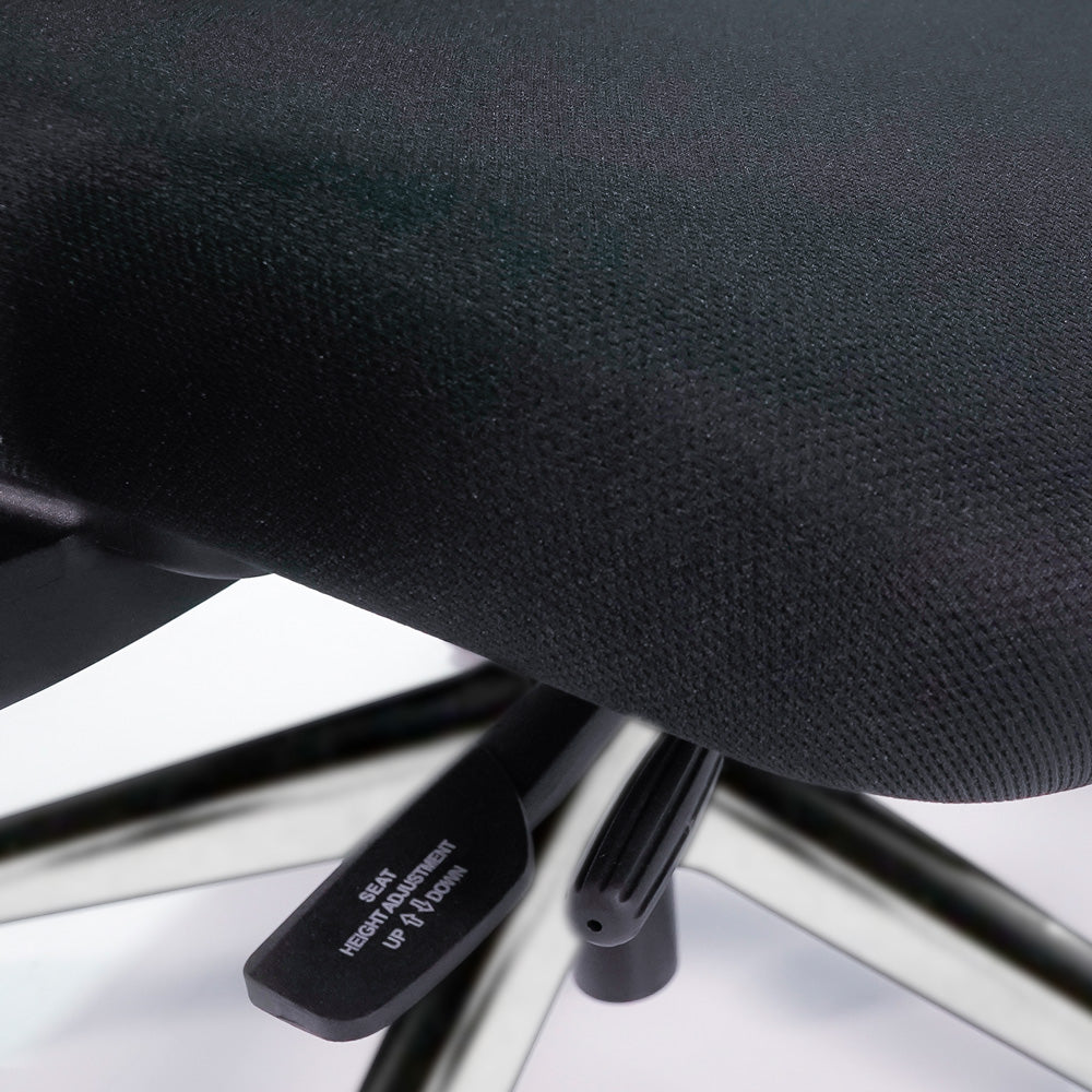 Silla Güd Executive Black. Base Cromada